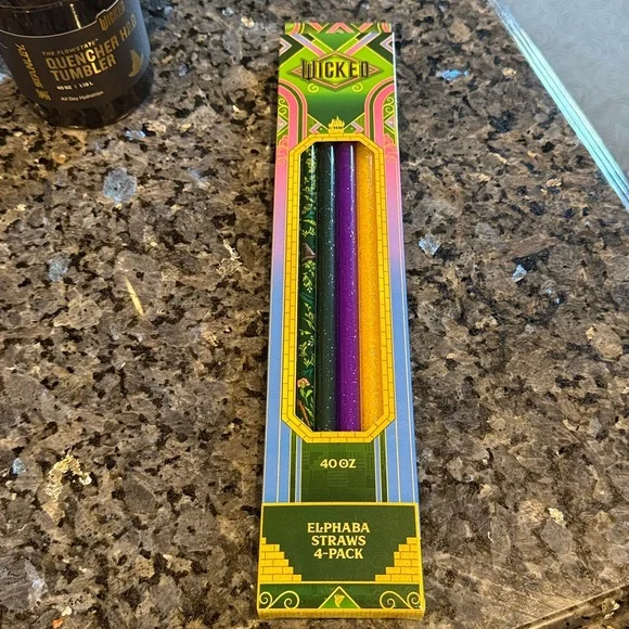 Stanley 1913 Wicked for Good x Target Elphaba 40oz Quencher Tumbler & Straw Set - Picture 2 of 6